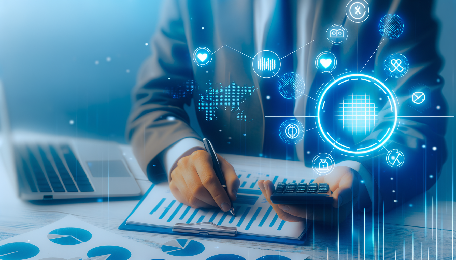 Auditor revisando riesgos de fraude y controles internos en una ONG en Perú